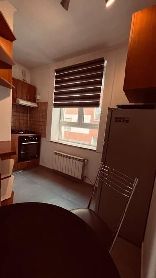 Apartament cu 2 camere decomandat în Dorobanți