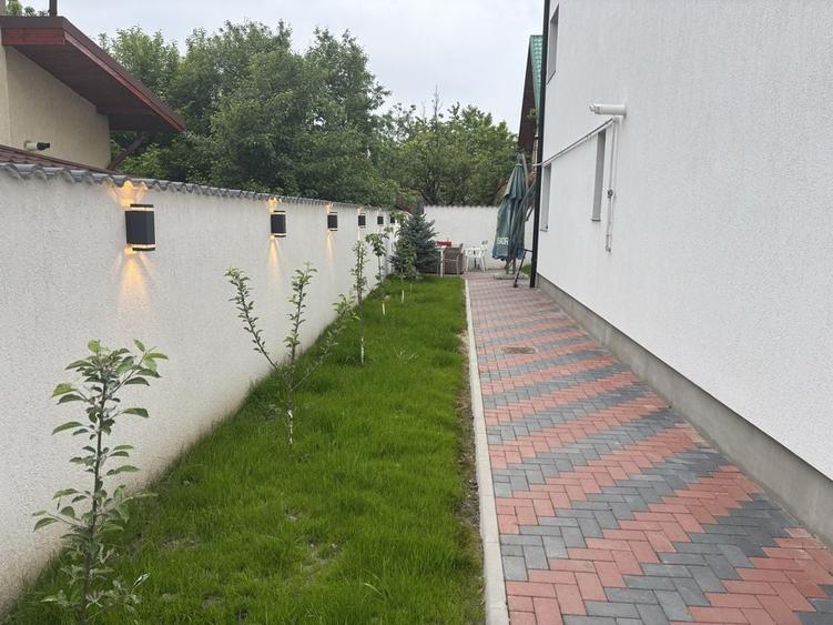 Casă cu 4 camere în Central
