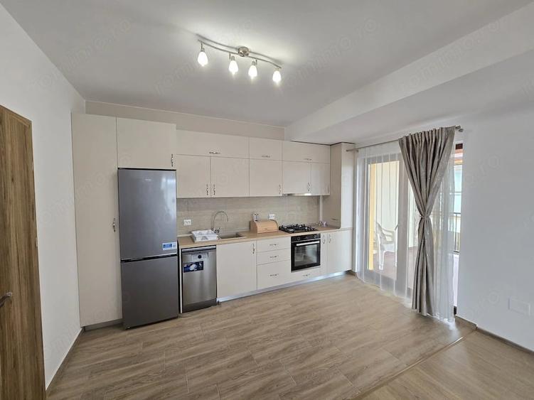 Apartament cu 2 camere decomandat, mobilat în Cristian