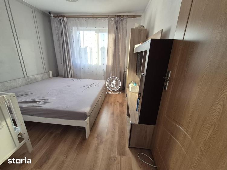 Apartament cu 3 camere decomandat în Alexandru cel Bun