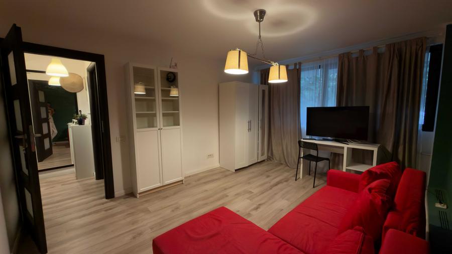 Apartament cu 2 camere decomandat în Giurgiului