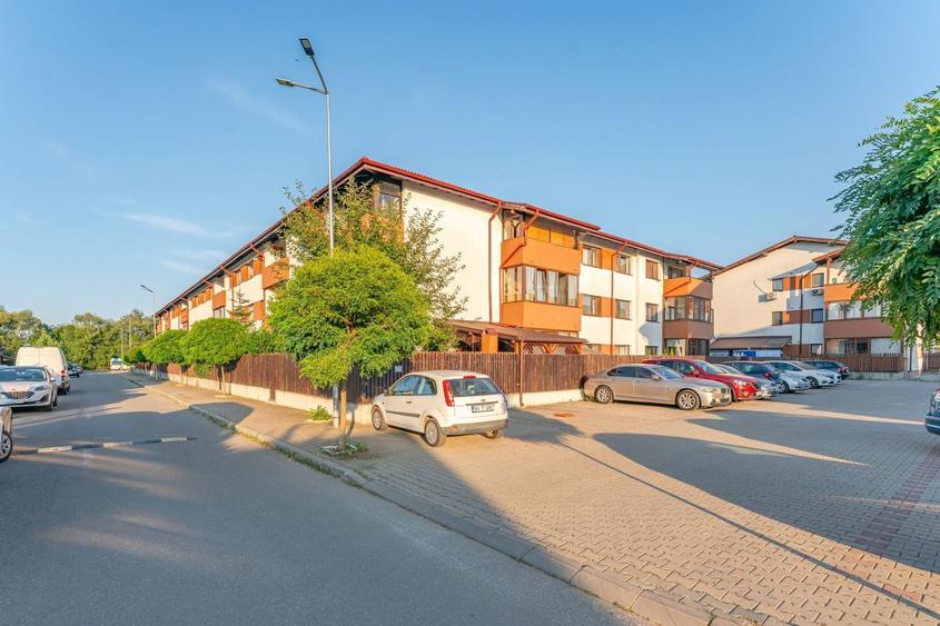 Apartament cu 3 camere decomandat, mobilat în Sânpetru
