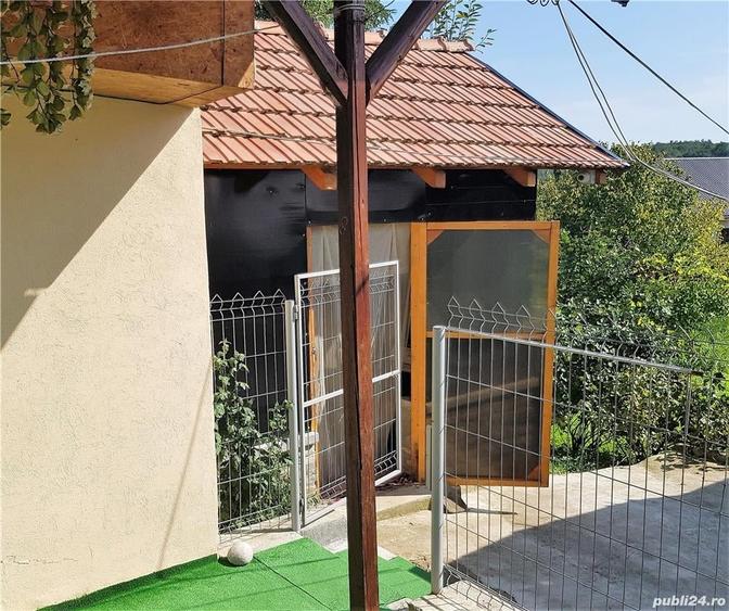 Casă cu 6 camere cu Teren 2000 Mp în Bătrâni