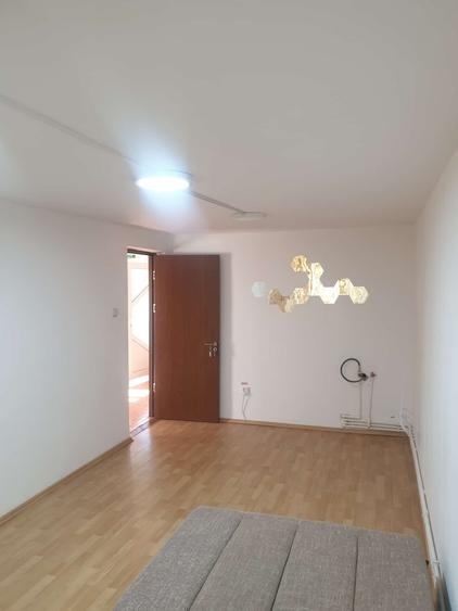 Casă individuală cu 3 camere cu Teren 314 Mp în Lazu