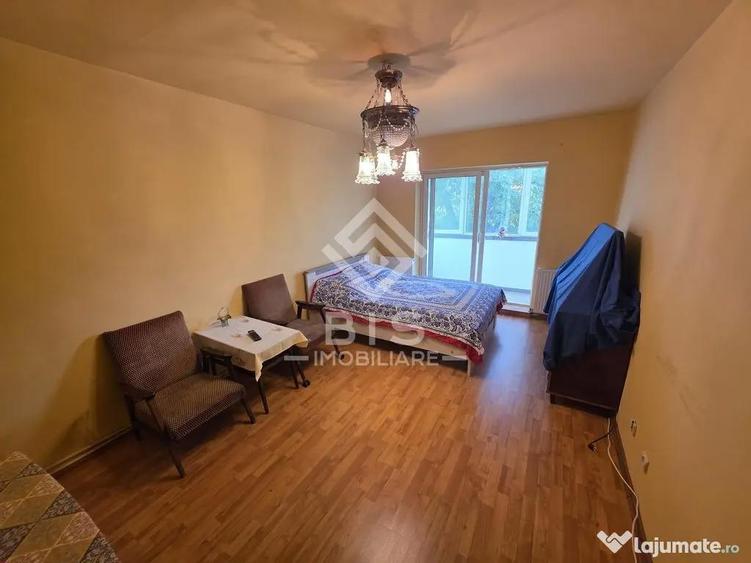 Apartament cu 3 camere decomandat în Ștefan cel Mare