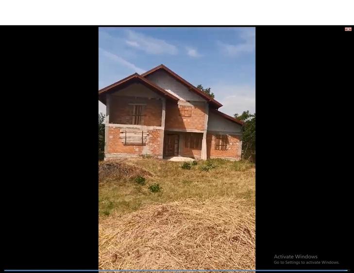 Casă individuală cu 5 camere cu Teren 1588 Mp în Periferie