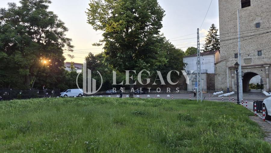 Teren Construcții intravilan de 835 mp, în Târgu Cucu