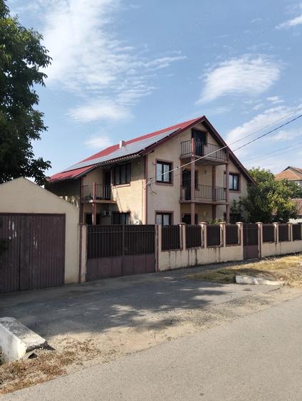 Casă cu Teren 750 Mp în Șandra