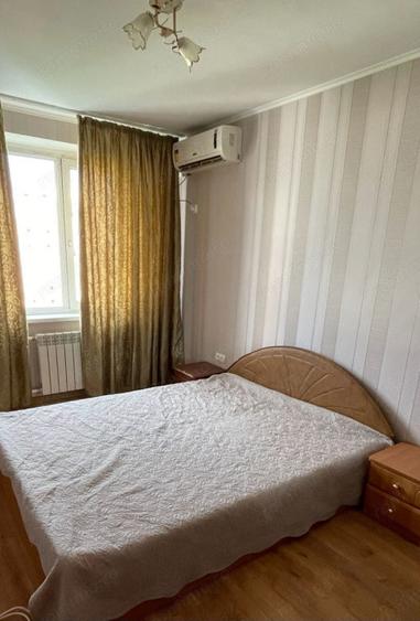 Apartament cu 2 camere decomandat în Universitate