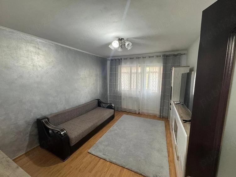 Apartament cu 2 camere decomandat în Micro 14