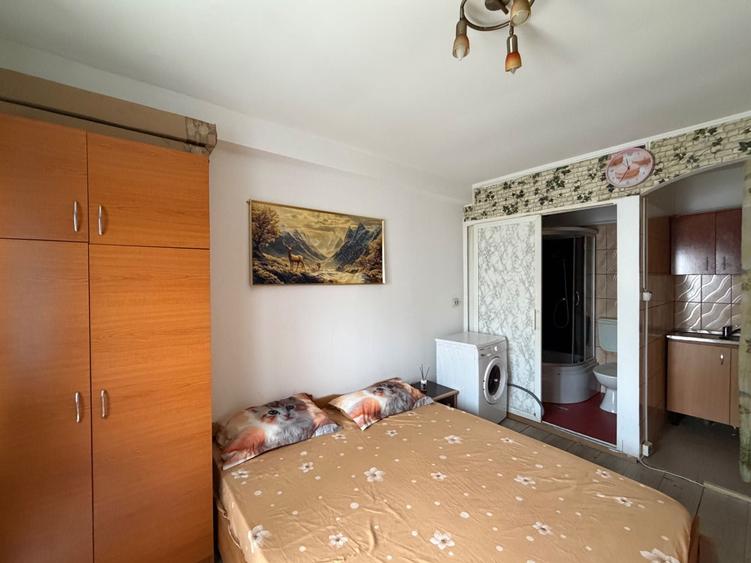Apartament cu 2 camere semidecomandat în Central
