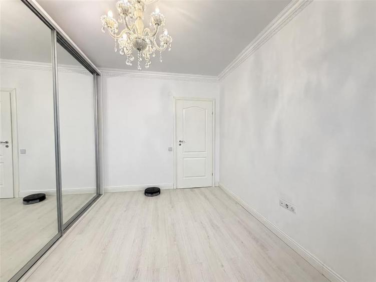 Apartament cu 3 camere decomandat, mobilat în Șelimbăr