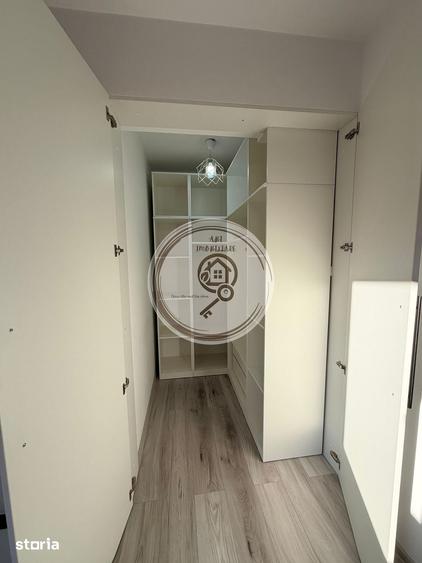 Casă cu 4 camere cu Teren 200 Mp în Tractorul