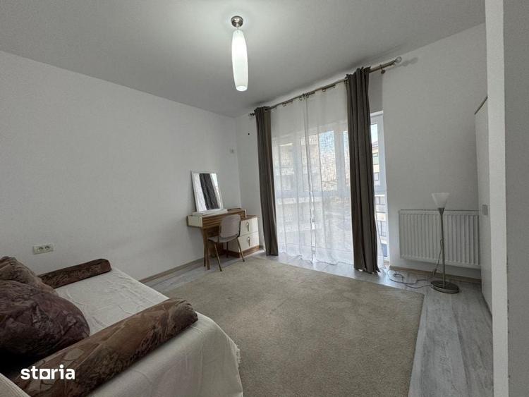 Apartament cu 3 camere semidecomandat în Chiajna