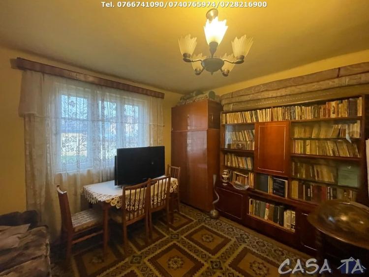 Casă individuală cu 3 camere cu Canalizare în Sud-Vest