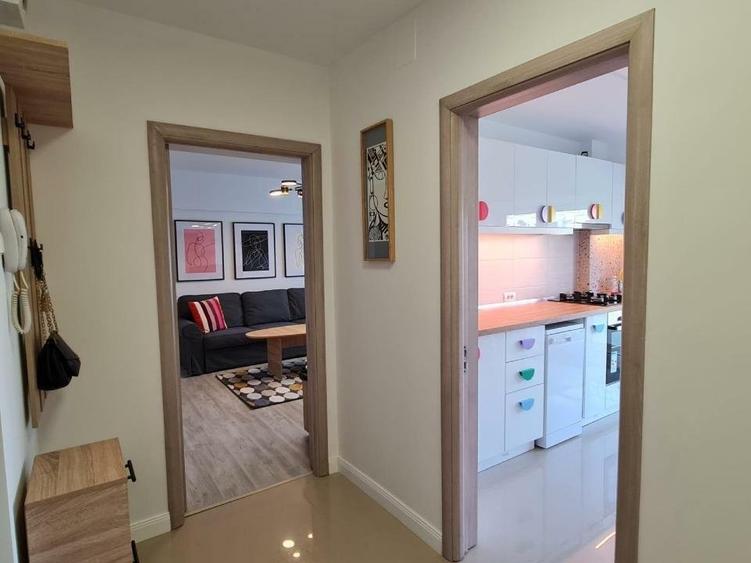 Apartament cu 2 camere decomandat, mobilat în Unirii