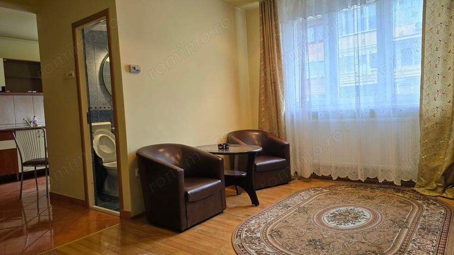 Apartament cu 2 camere nedecomandat în Ultracentral