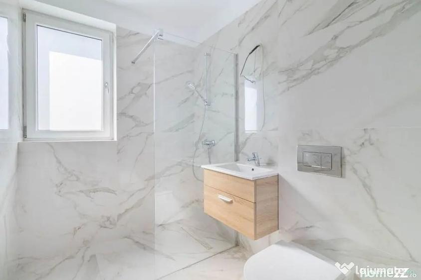 Apartament cu 4 camere decomandat în Sisești