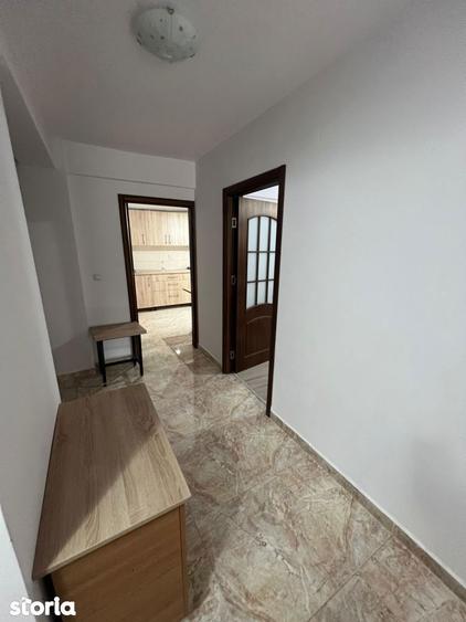 Apartament cu 2 camere decomandat în Rediu