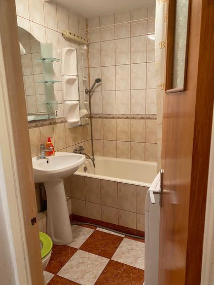 Garsonieră decomandată în Ghencea