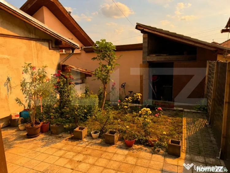Casă cu 4 camere cu Teren 10 Mp în Central