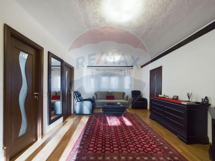 Casă individuală cu 5 camere cu Canalizare în Dârza