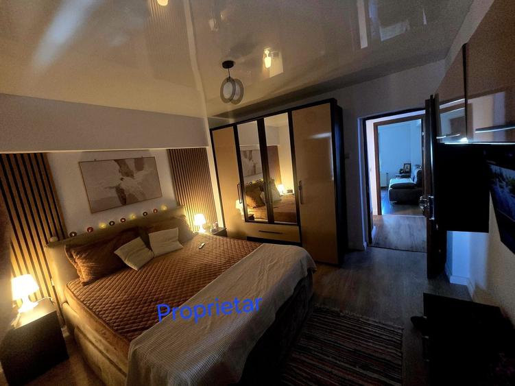 Apartament cu 3 camere decomandat în Carrefour