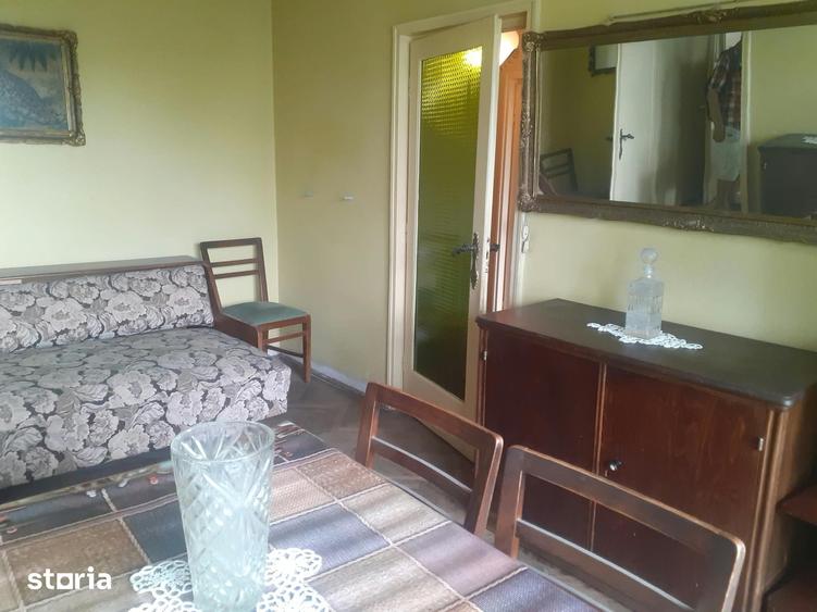 Apartament cu 2 camere semidecomandat în Vatra Luminoasă
