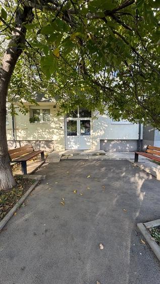 Apartament cu 3 camere semidecomandat în Măgurele