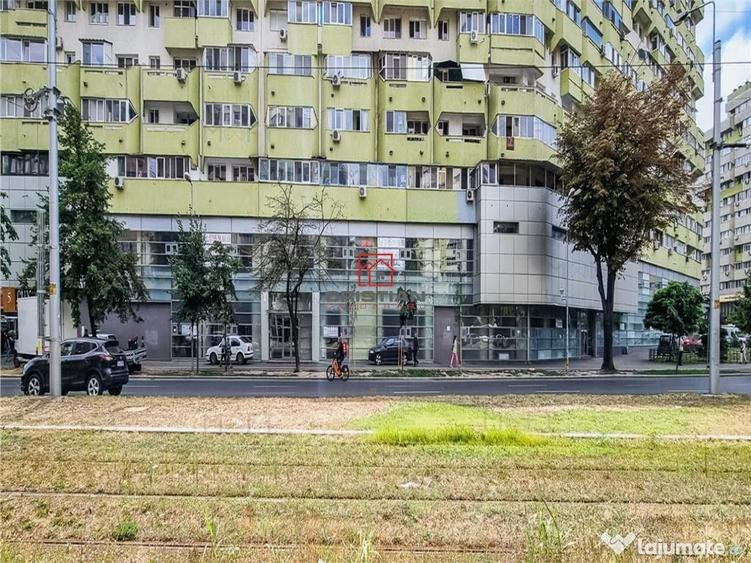 Apartament cu 3 camere decomandat, mobilat în Pantelimon