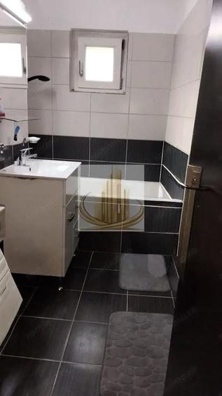 Apartament cu 3 camere semidecomandat în Lipovei
