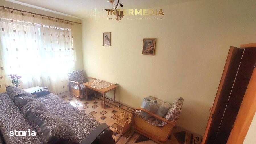 Apartament cu 3 camere spatios in bloc de caramida, etajul 1, CETATE - 5