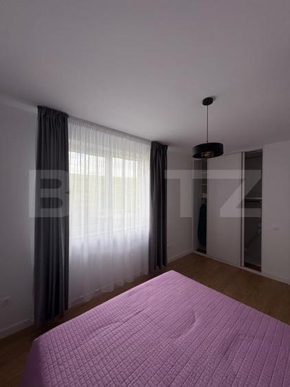 Apartament cu 3 camere semidecomandat, mobilat în Chinteni