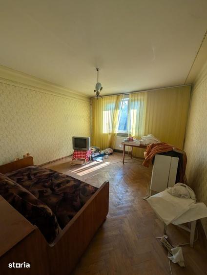 Apartament cu 2 camere decomandat în Banca Națională