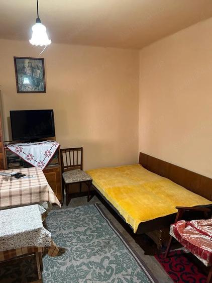 Casă cu Teren 700 Mp în Cut