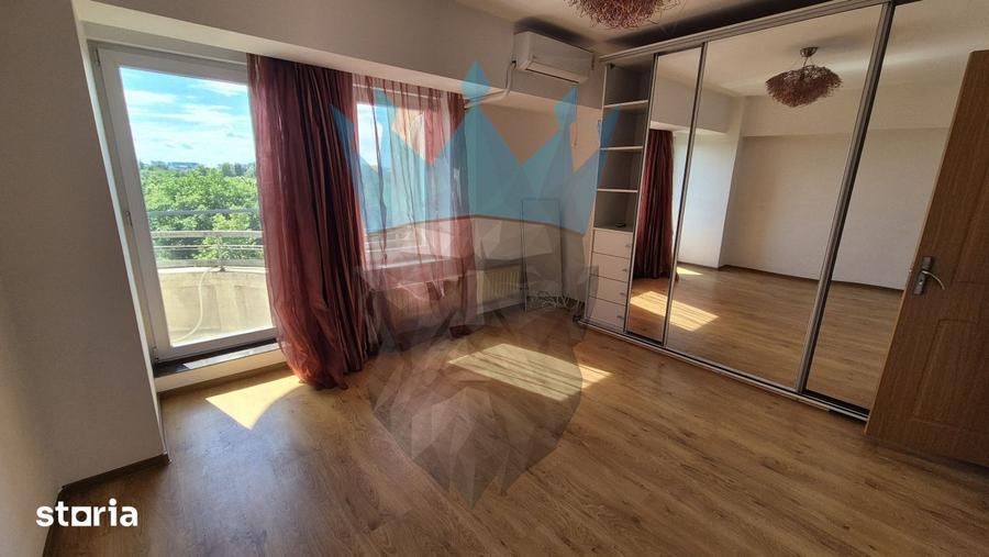 Apartament cu 4 camere în Centrul Civic