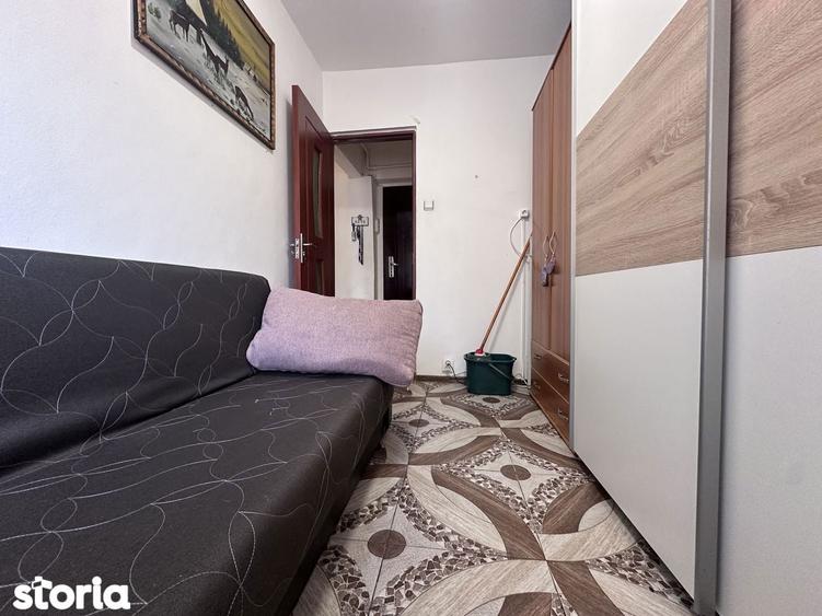 Apartament cu 3 camere în Micro 4