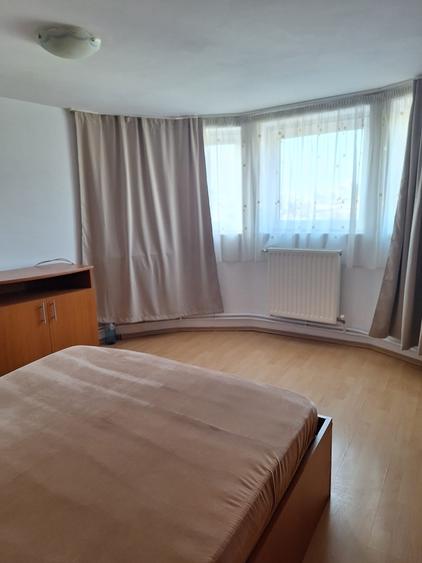 Apartament cu 2 camere decomandat în Brâncoveanu
