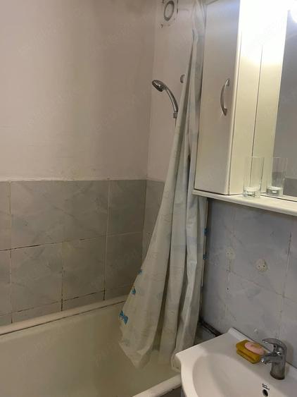Apartament cu 2 camere nedecomandat în Alexandru cel Bun