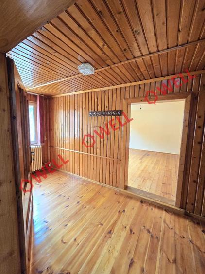 Casă cu 5 camere cu Teren 320 Mp în Covasna