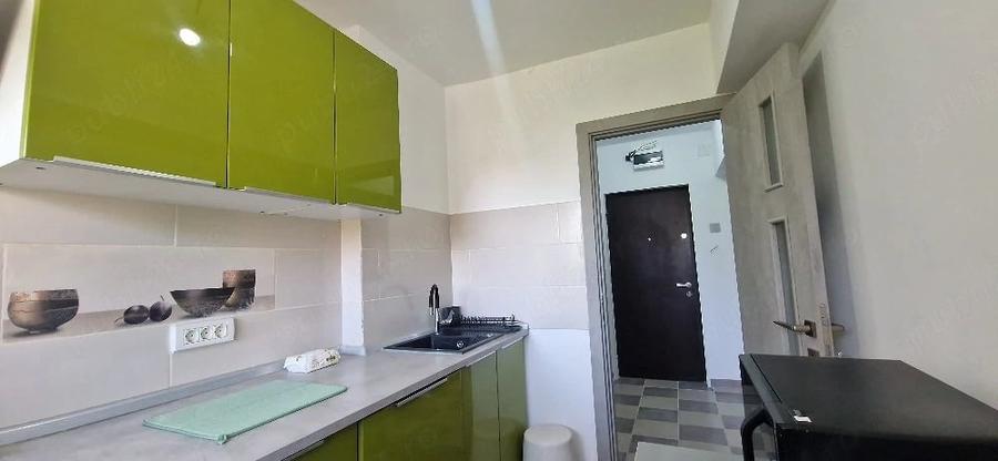 Apartament cu 2 camere semidecomandat în Titan
