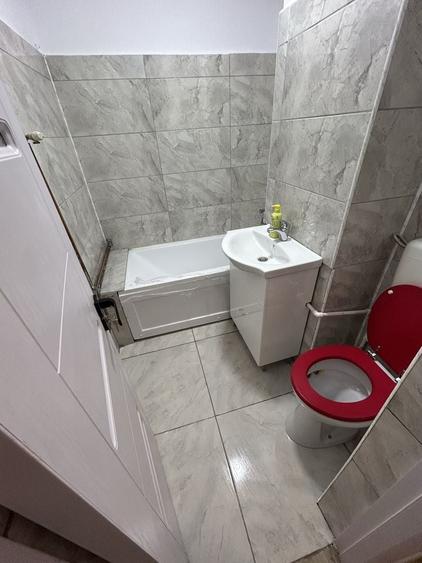Garsonieră decomandată în Exterior Vest