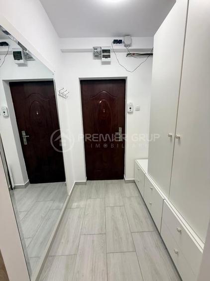 Apartament cu 2 camere în Podu Roș