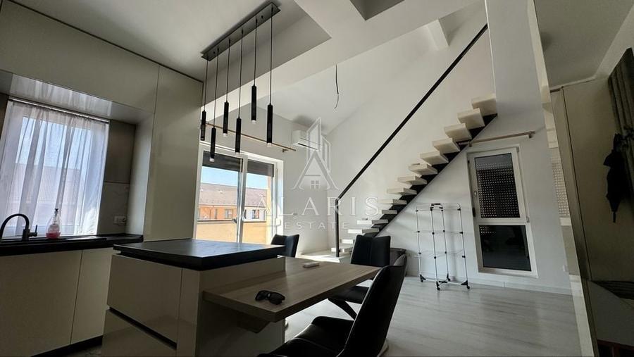 Apartament cu 3 camere semidecomandat, mobilat în Giroc