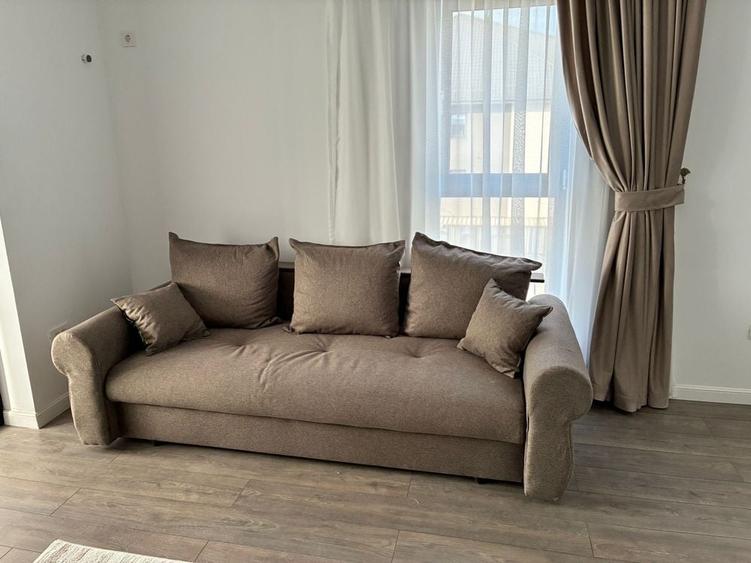 Apartament cu 3 camere decomandat în Fundeni