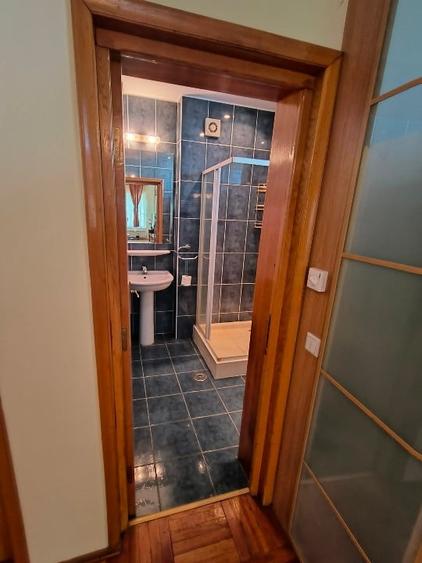 Duplex cu 7 camere cu Canalizare în Turda