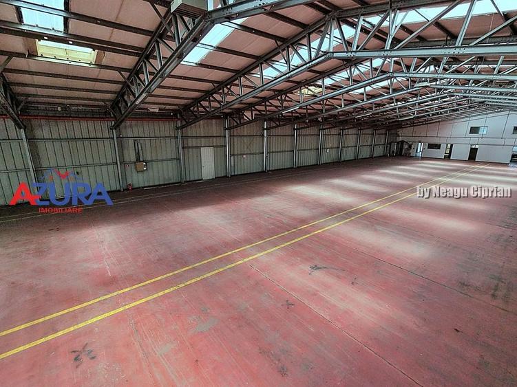 Spațiu industrial, de 1,800 mp, în Mărăcineni