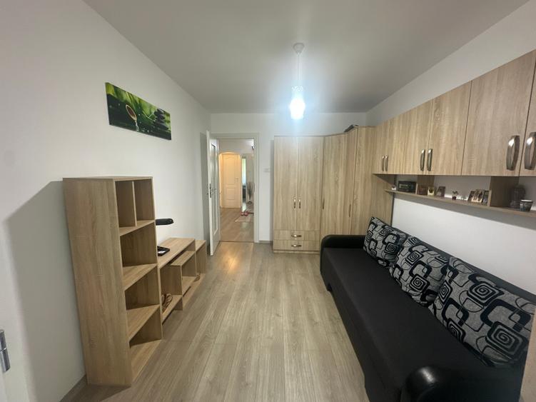 Apartament 4 camere,82 mp utili,renovat,mobilat, 10 minute de Metrou Pta Sudului - 6