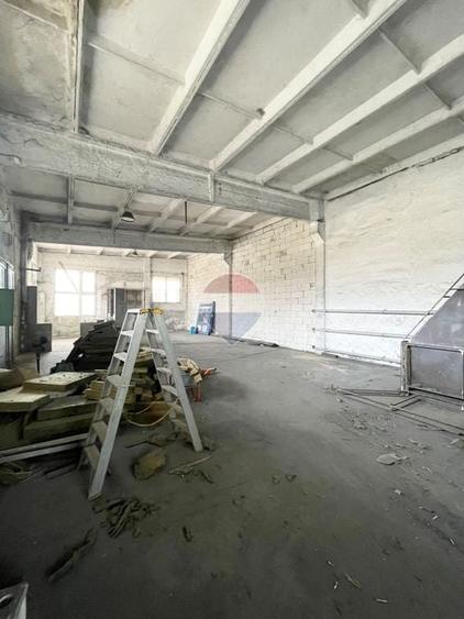 Spațiu industrial, de 255 mp, în Fortuna