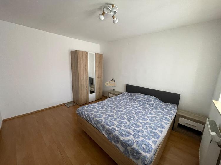 Apartament cu 3 camere semidecomandat, mobilat în Gheorgheni